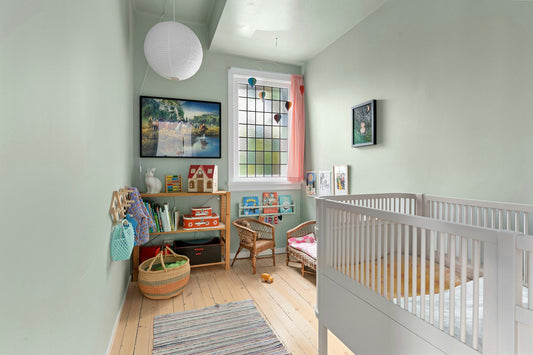 Creating a Safe and Cozy Nursery: Must-Have Décor and Accessories