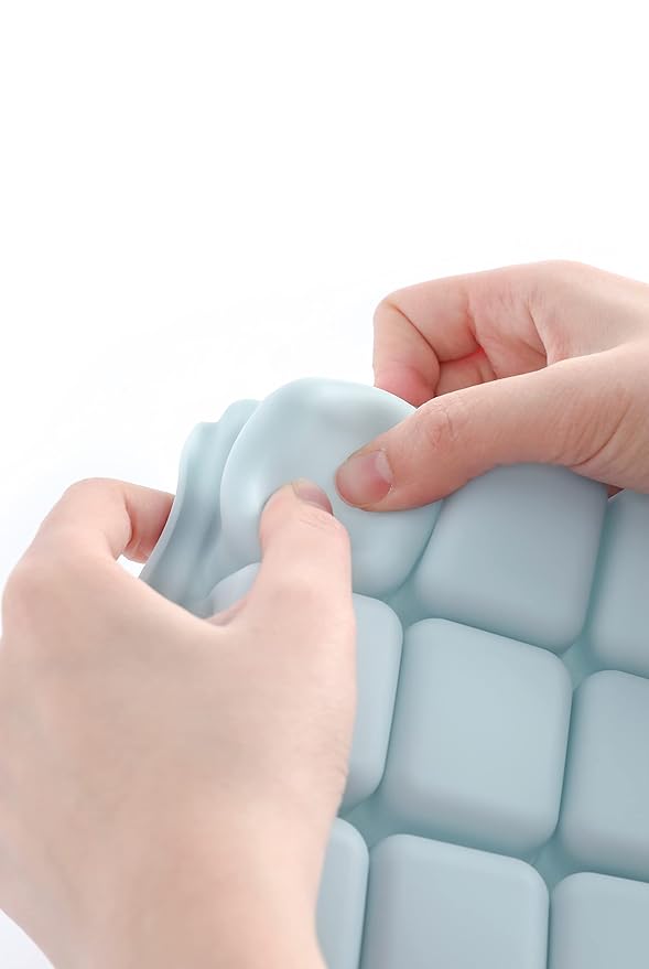 Baby Food Storage Silicone Cubes with Clip-On Lid Freezer Tray Baby Food Soups Purees Ice Easy and Safe Design Made in Korea (20 Sand Beige)-CubbioJoy