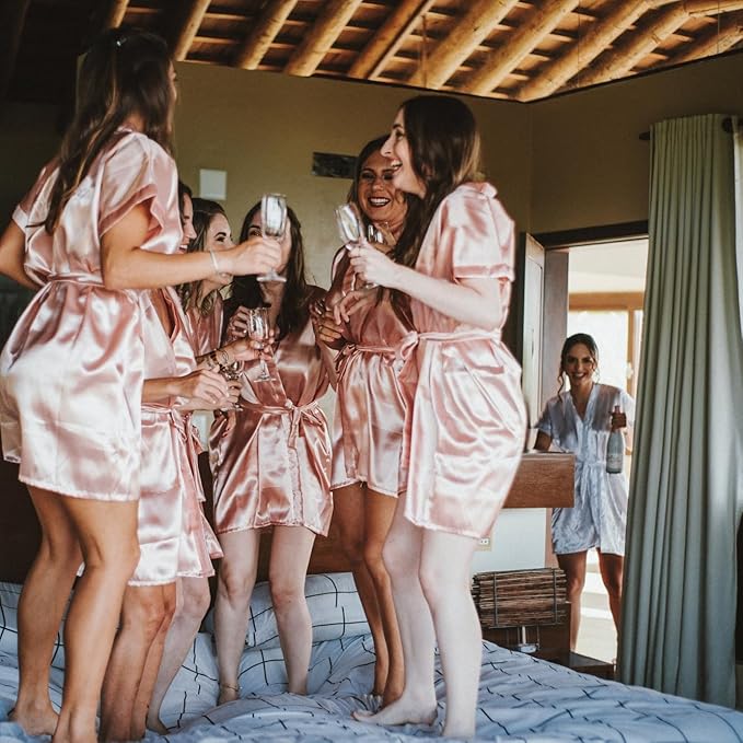 Bridesmaid Proposal Gifts Letter Cosmetic makeup bag bulk for Wedding Party Favors Bachelorette party decorations Toiletry Organizer Bag Makeup Case Gift (6, Gold)-CubbioJoy