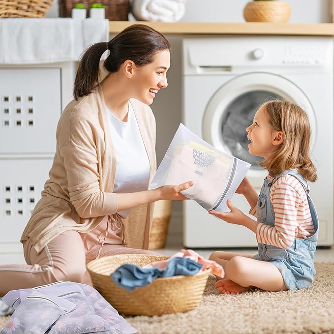 4Pcs Laundry Bags Mesh Wash Bags, 20 X 24 Inches Large Mesh Laundry Bags, Durable Delicate Laundry Bag for Travel, College, Dorm, Family And Apartment Dwellers, White-CubbioJoy