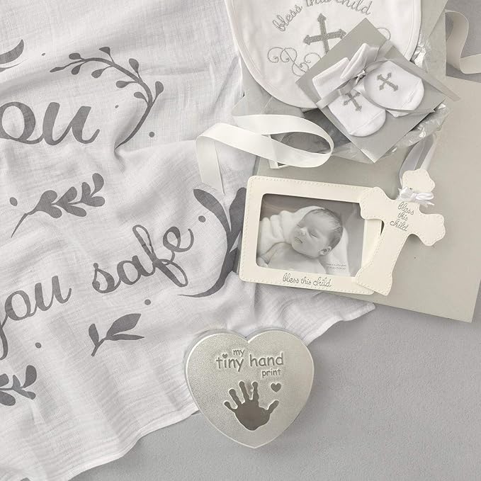 C.R. Gibson 3 Piece Baby Handprint & Footprint Kit, 6.5" x 6.25", Heart First-CubbioJoy