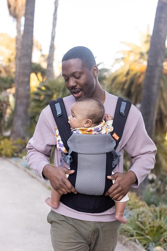 Beco Gemini Baby Carrier from Newborn to Toddler - Certified Ergonomic Newborn Baby Carrier for Infants and Children of 7-35 lbs - M Shape, Adjustable Seat, Breathable 3D Mesh (Cool Black)-CubbioJoy