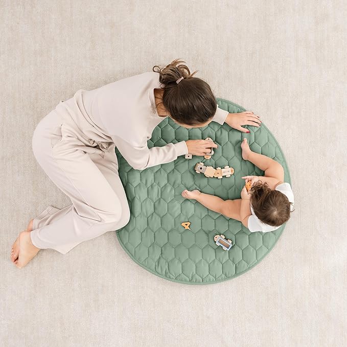 Comfy Cubs Round Kids Play Mat -Small 36 inches Soft Quilted Baby Floor Mat with Non-Slip Bottom - Plush Design for Toddlers' Playtime and Relaxation - Comfortable and Durable - Fern-CubbioJoy