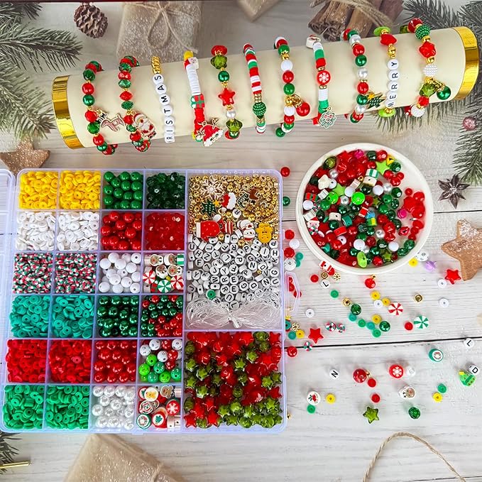 3140PCS Christmas Bracelet Making Kit, Christmas Beads Charms for Bracelets Jewelry Making Red Green Xmas Clay Acrylic Crystal Star Round Beads Letter Spacer Beads for Necklace Making DIY Crafts-CubbioJoy
