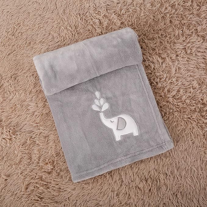 6 PCs Grey White Elephant Nursery Crib Bedding Set Quilt, Fitted Sheet, Skirt, Window Valance, Blanket, Diaper Organizer Baby Boy Elephant Theme Cot Bedding Set-CubbioJoy