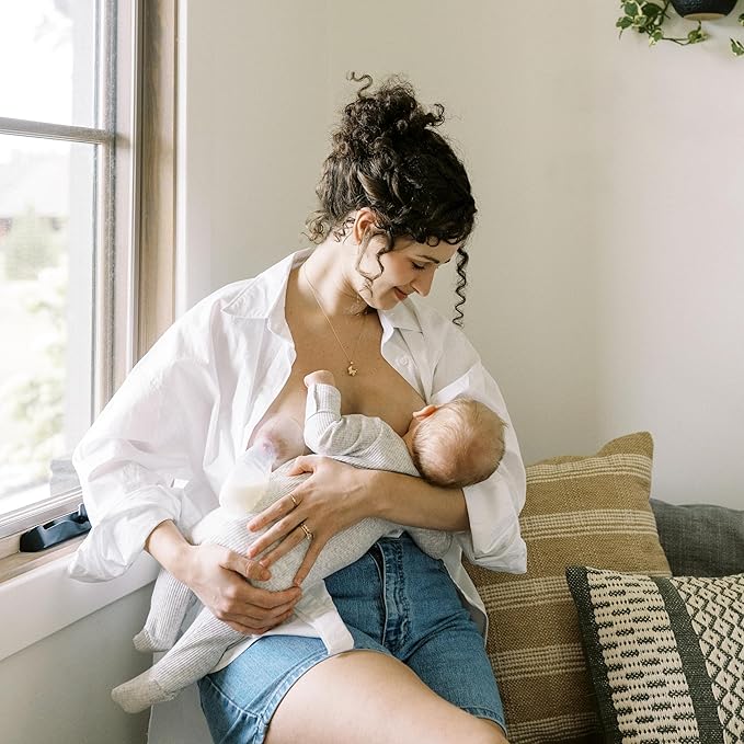 Dr. Brown's 100% Silicone One-Piece Breast Pump,Hands-Free Breast Milk Collector with Anti-Colic Options+ Baby Bottle (4 oz/120 mL),Level 1 Nipple,Travel Lid and Travel Bag-CubbioJoy