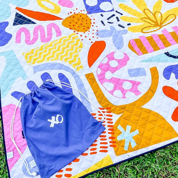 Jumbo Picnic Rug, Large Picnic Mat, 6'7" x 6'7", Outdoor Waterproof Picnic Blanket Beach Mat, Foldable & Waterproof, Picnic Blankets Ideal for Beach & Park, Outdoor Blanket, Pop Pip Pow-CubbioJoy